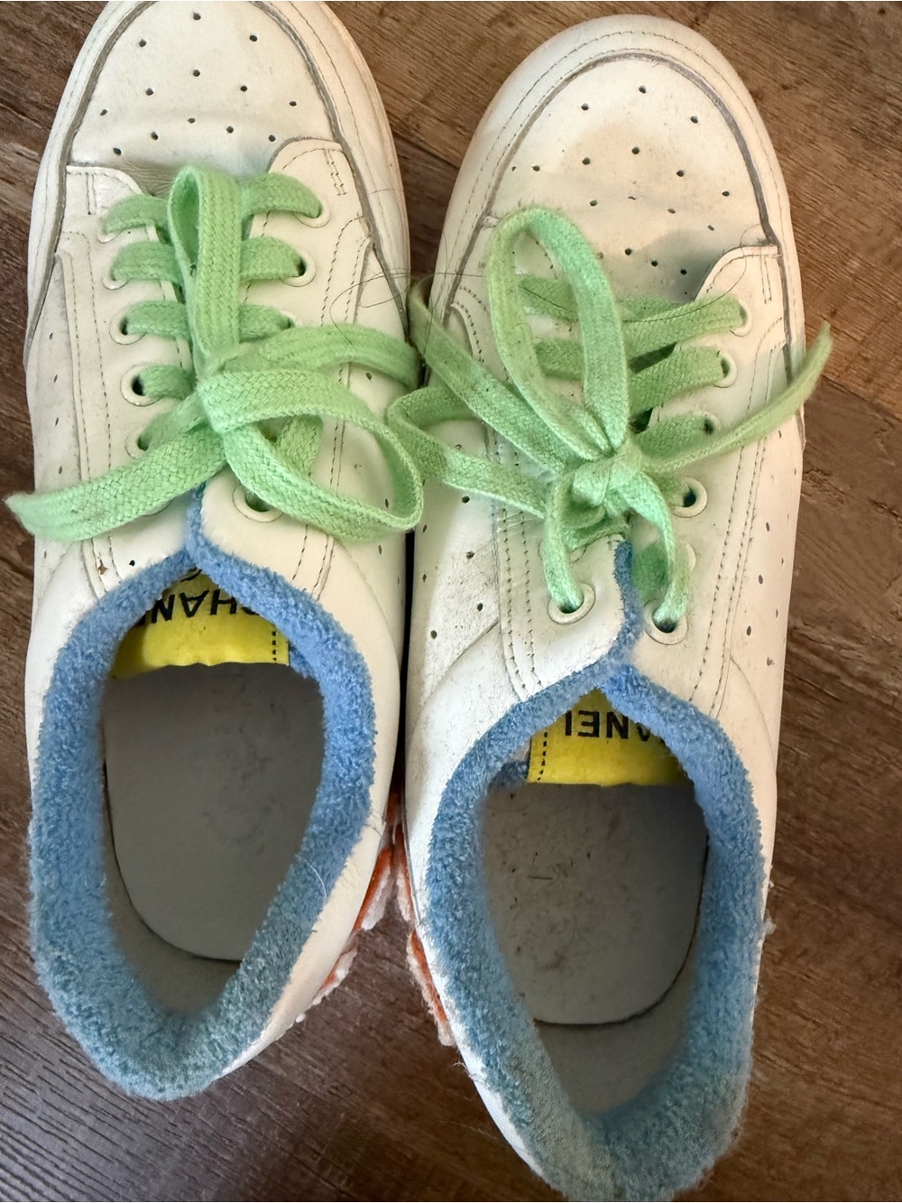 DESIGNER Women’s Sneakers